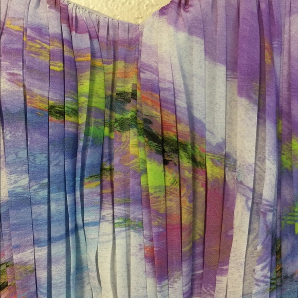 Custom Made Modern Spring/Summer Gown - Picture 4 of 8